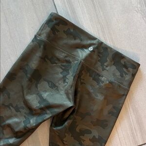 NWOT lululemon camouflage leggings